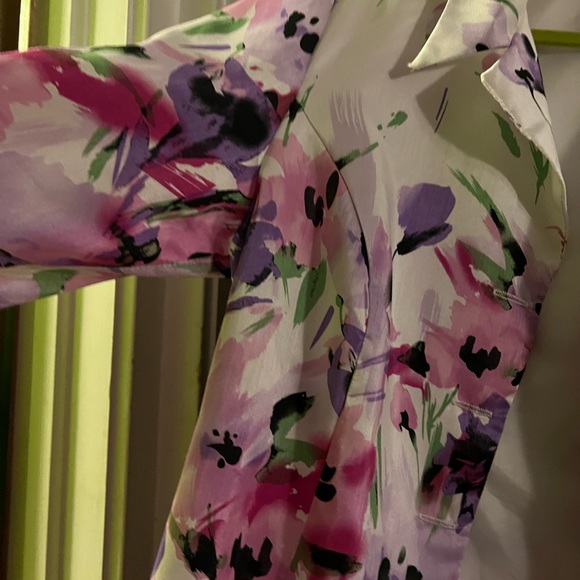 Colorful Spring blazer 18/20 from Dressbarn - Picture 4 of 7